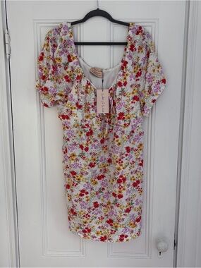 What Lo Wants NWT 2X Floral Mini Dress in White